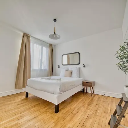 Magnolia Apartment