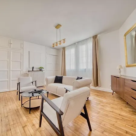 Magnolia Apartment