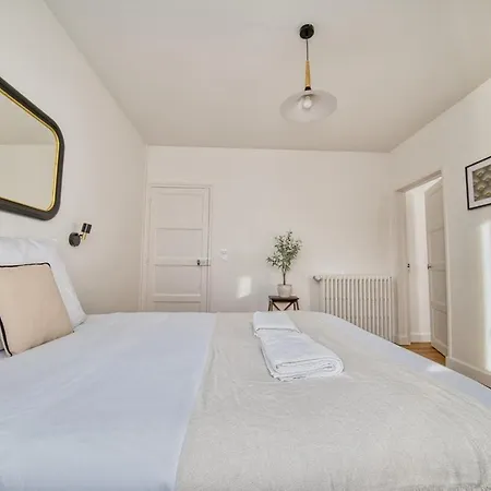 Magnolia Apartment
