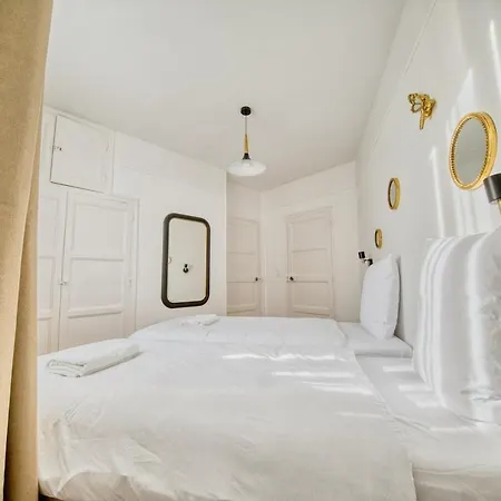 Magnolia Apartment