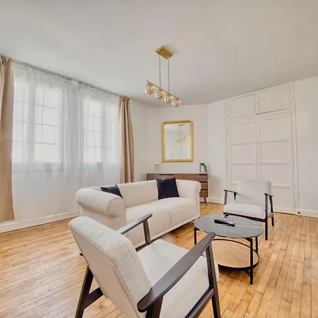 Magnolia Apartment *